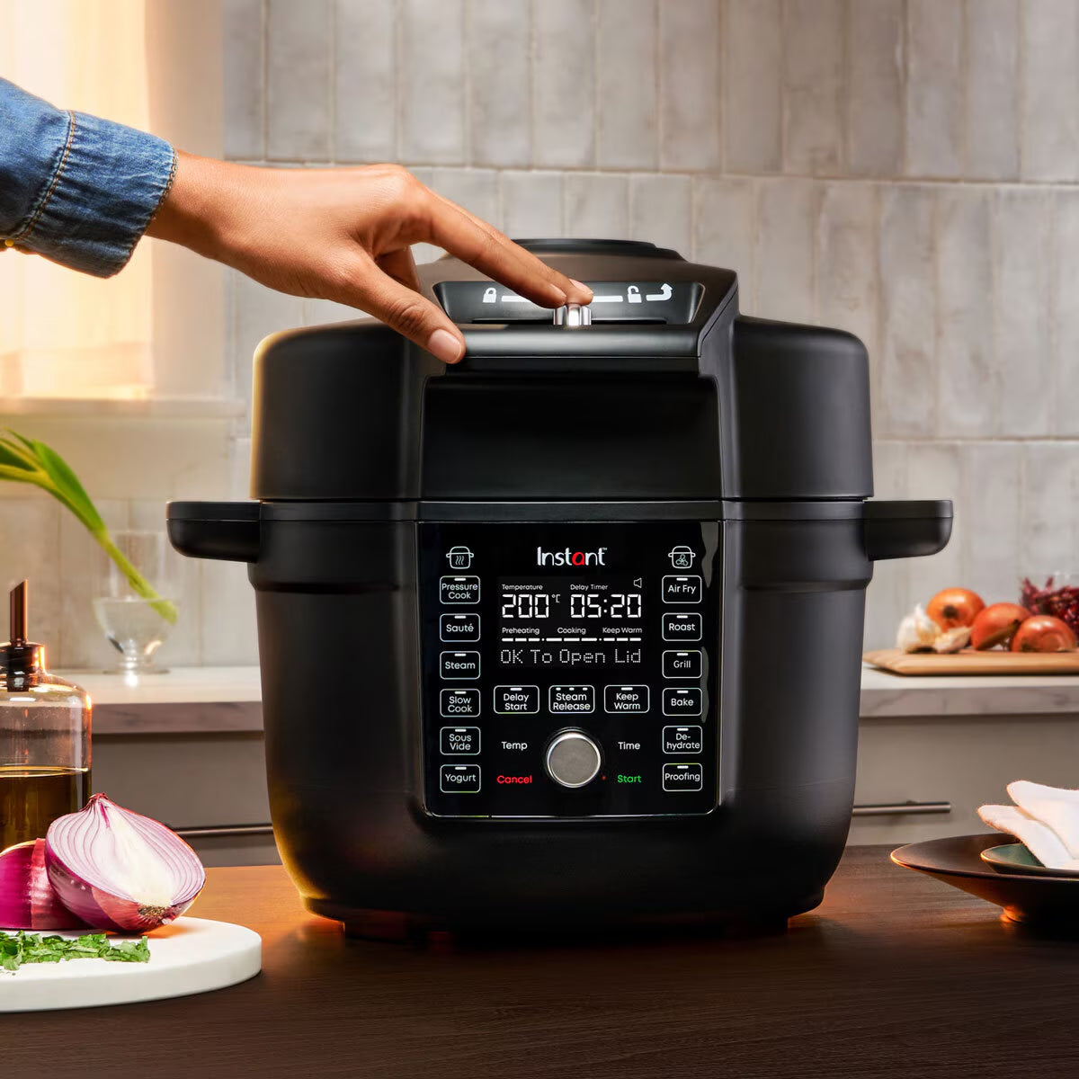 Instant Pot Duo Crisp Ultimate 13-In-1 Multicooker & Air Fryer, 6.2L